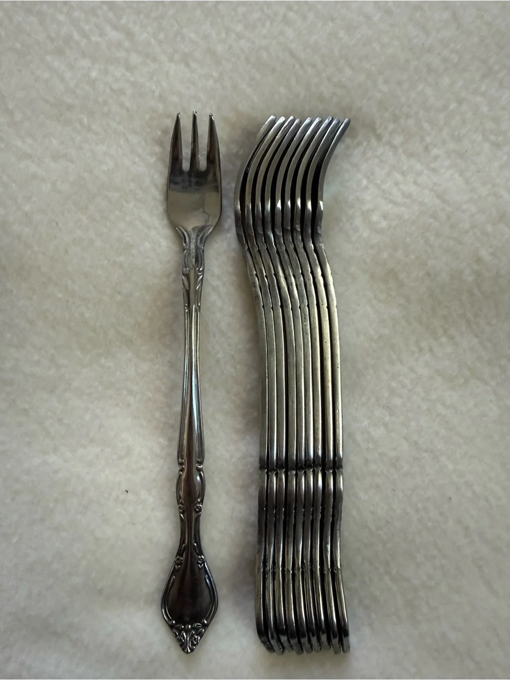Supreme Cutlery Towle Manoir Stainless Steel Cocktail Forks - Set of 10